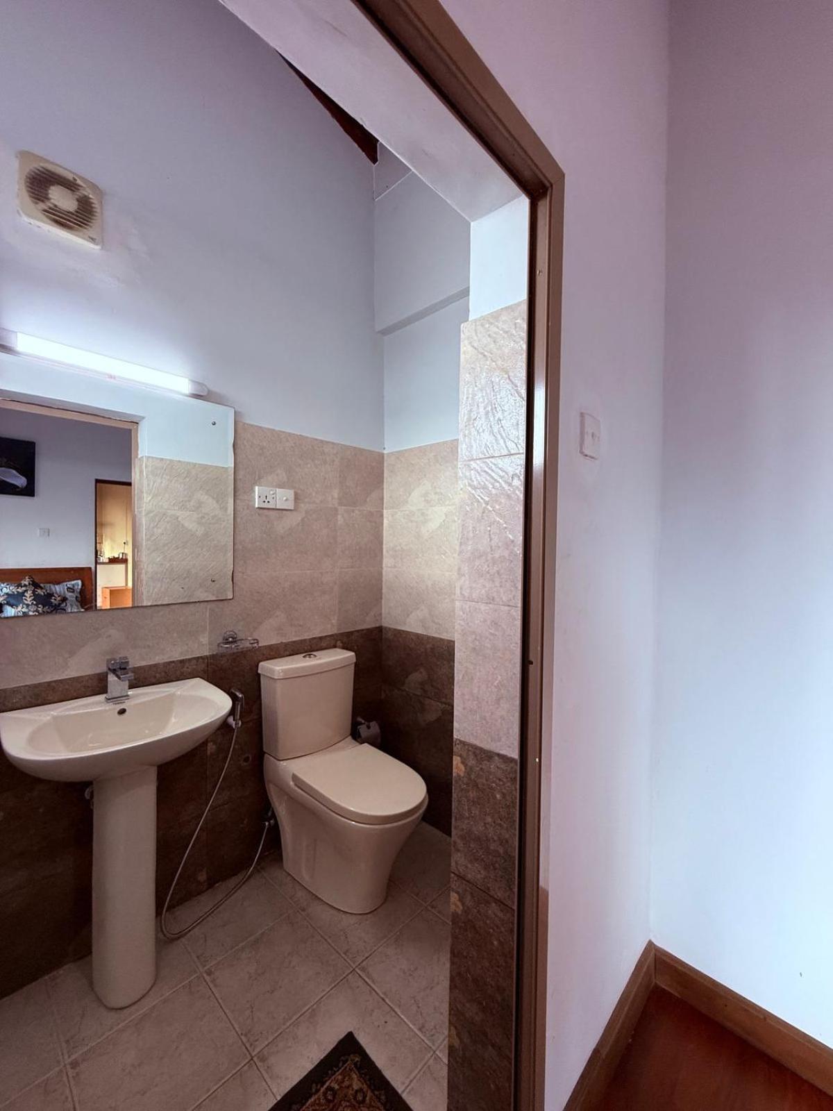 Resident View Homestay Kandy Exterior photo
