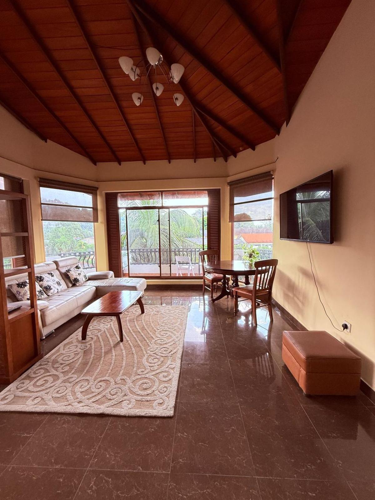 Resident View Homestay Kandy Exterior photo