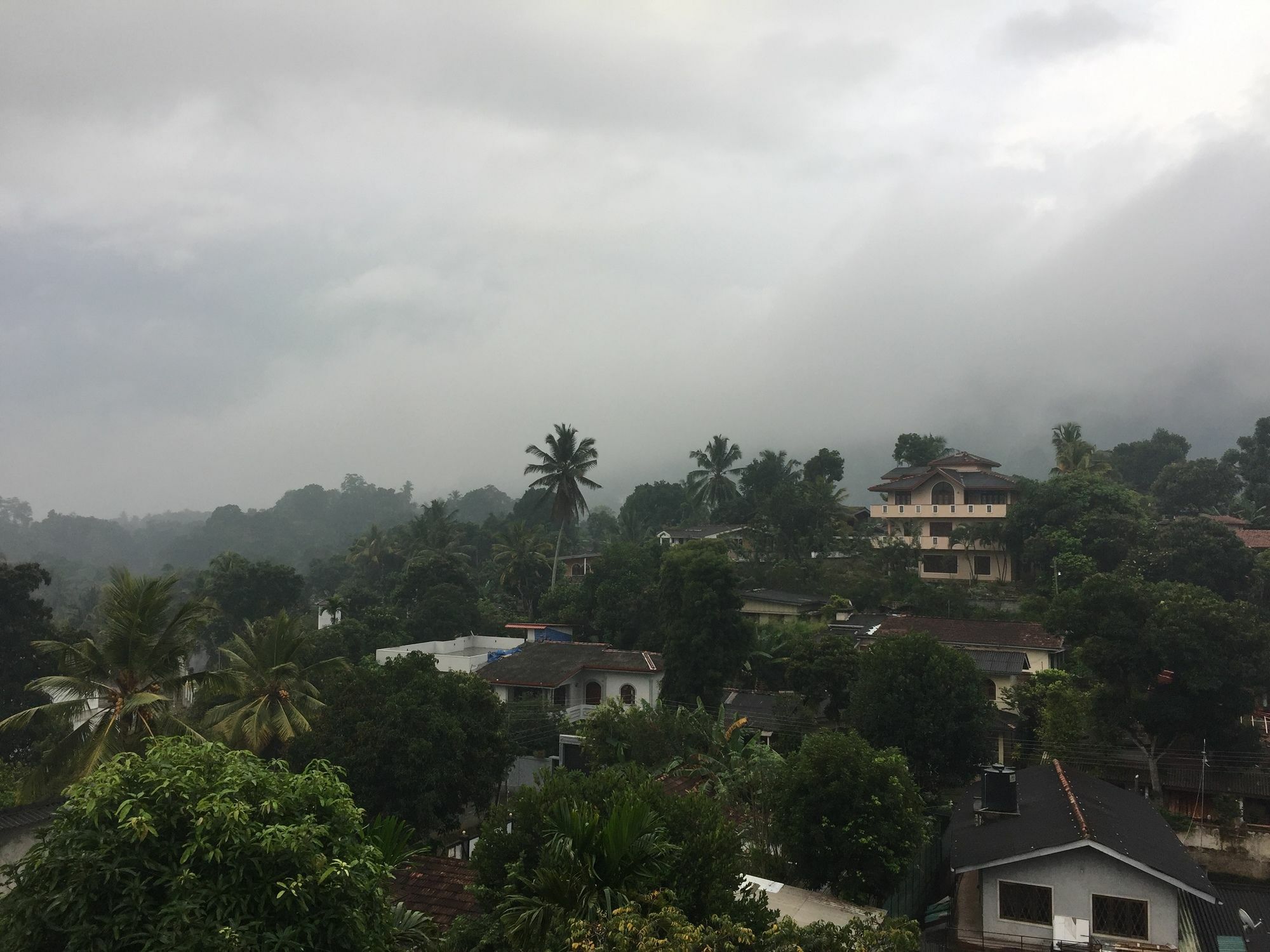 Resident View Homestay Kandy Exterior photo