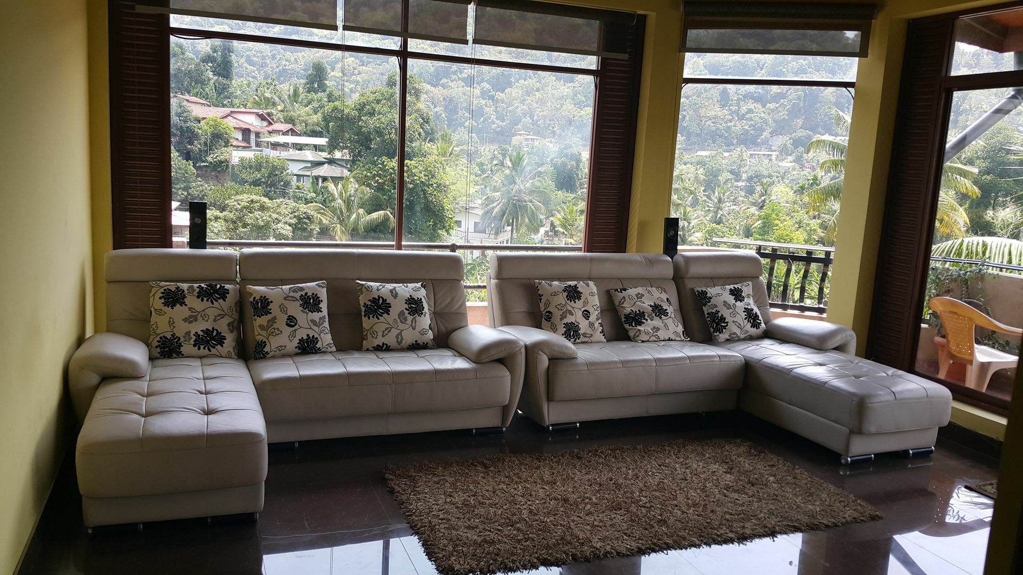 Resident View Homestay Kandy Exterior photo
